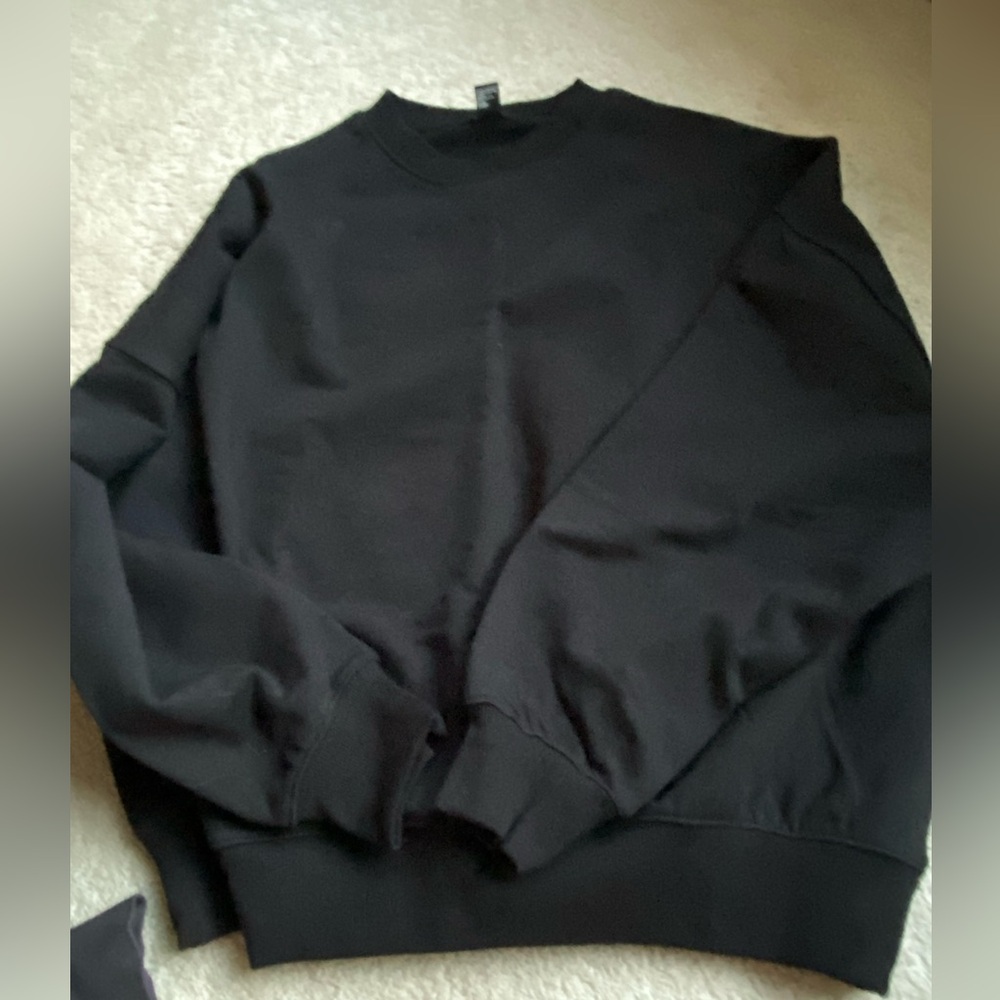 Forever 21 pullover